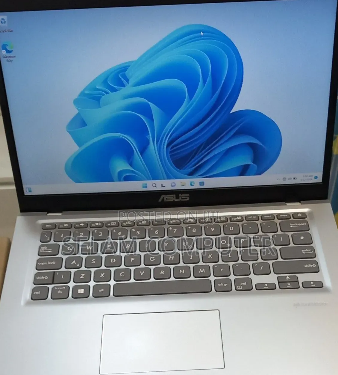 New Laptop Asus Vivobook 14 8GB Intel SSD 256GB