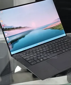 New Laptop Dell 16GB Intel Core i7 SSD 512GB