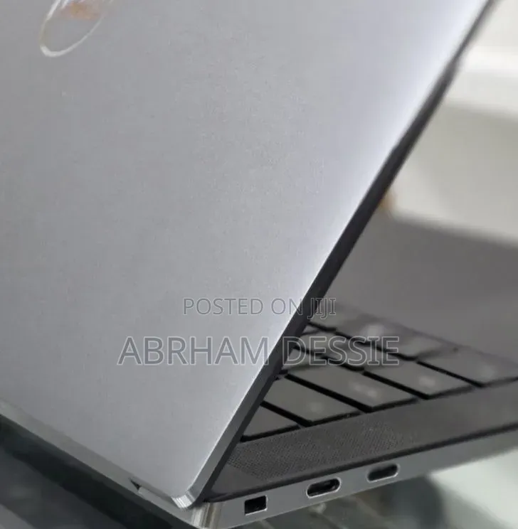 New Laptop Dell 16GB Intel Core i7 SSD 512GB