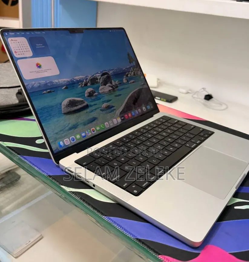 New Laptop Apple MacBook Pro 2021 M1 16GB Apple M1 Pro SSD 512GB