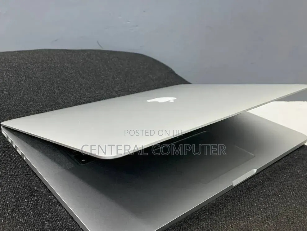 Laptop Apple MacBook 2013 8GB Intel Core i5 SSD 256GB