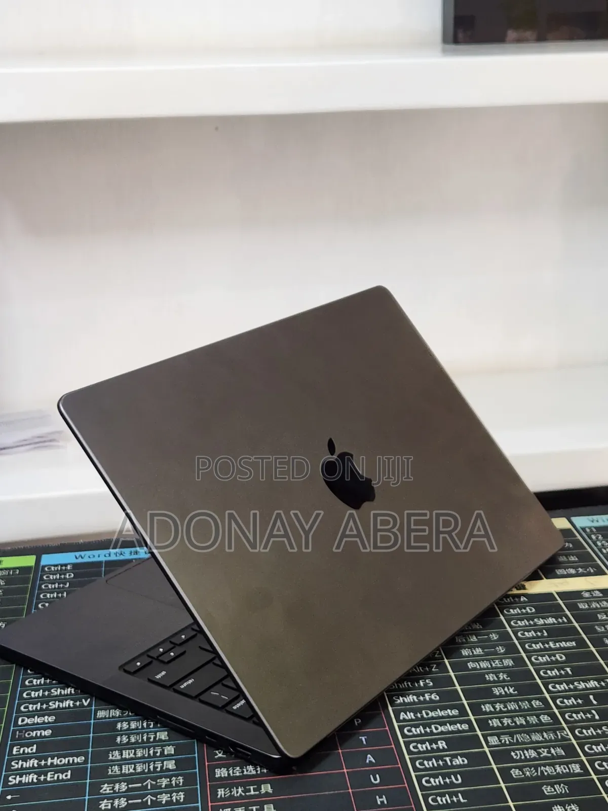 New Laptop Apple MacBook 16GB Apple M4 SSD 512GB