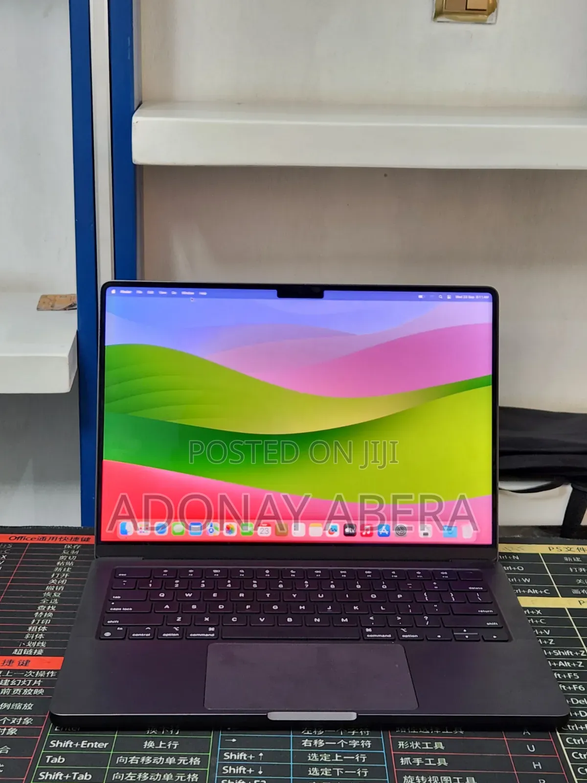 New Laptop Apple MacBook 16GB Apple M4 SSD 512GB