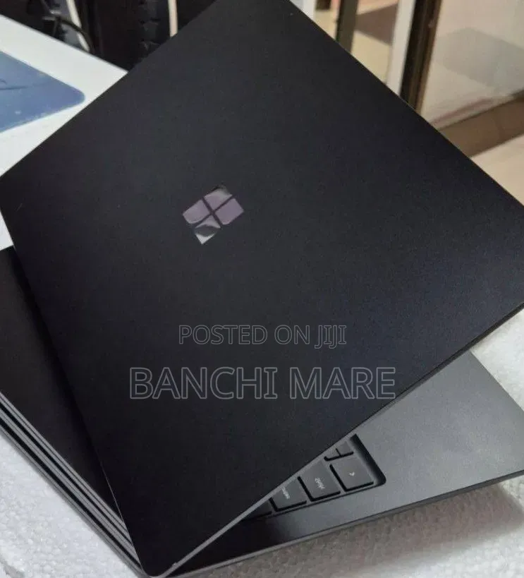 New Laptop Microsoft Surface Laptop 3 16GB Intel Core i7 SSD 256GB