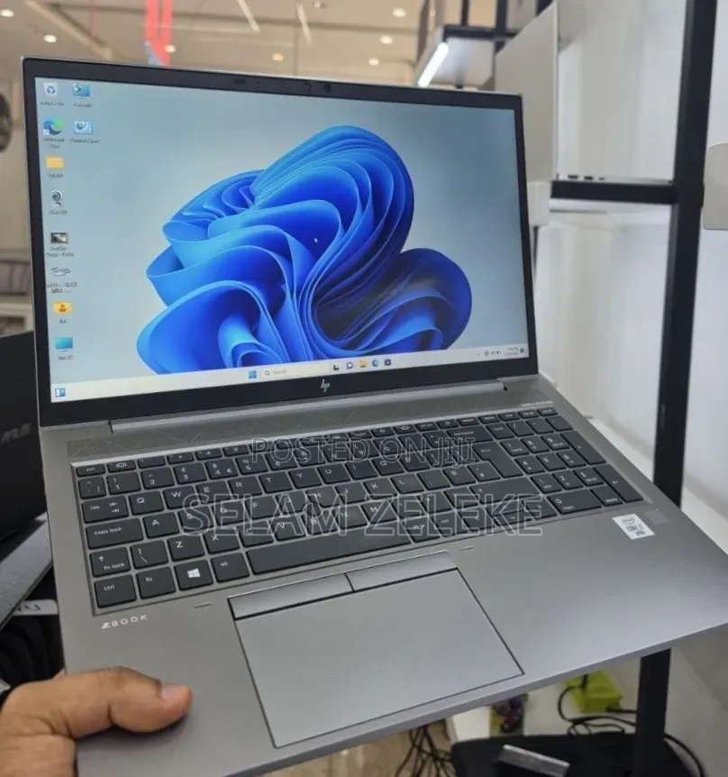 New Laptop HP 16GB Intel Core i7 SSD 512GB