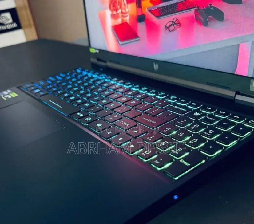 New Laptop Acer Predator Helios Neo 16 16GB Intel Core i9 SSD 1T