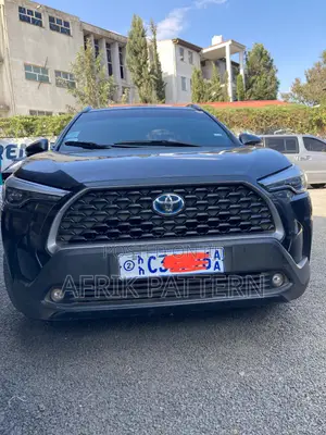 Toyota Corolla Cross 1.8 Hybrid AWD 2022 Gray