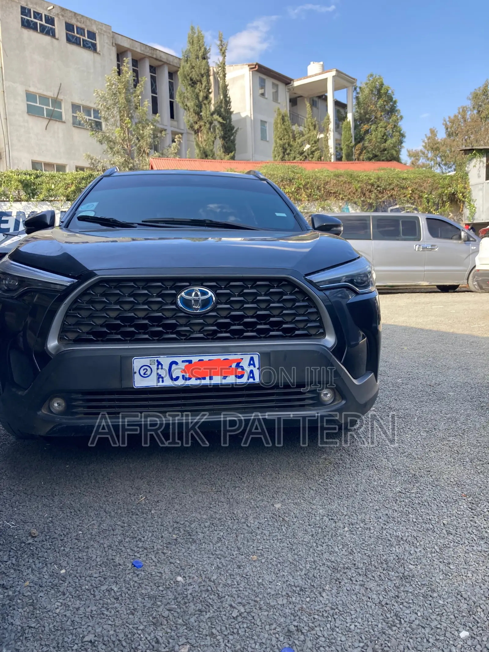 Toyota Corolla Cross 1.8 Hybrid AWD 2022 Gray