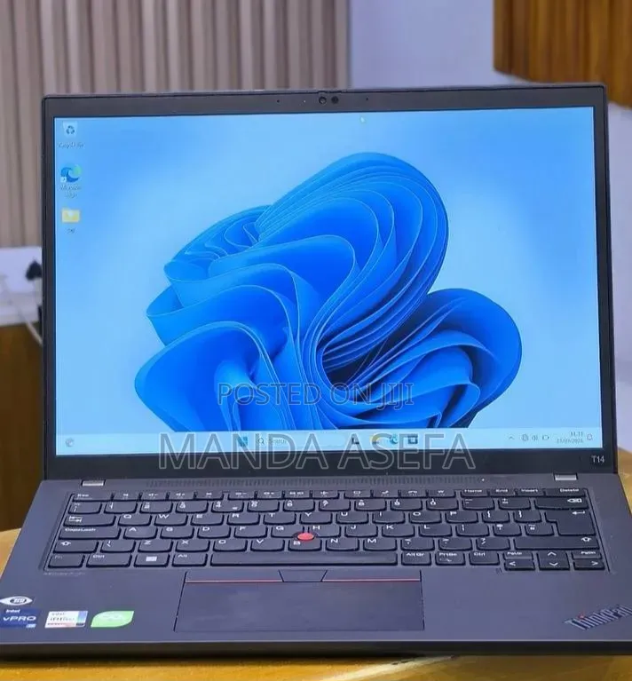 New Laptop Lenovo ThinkPad T14 16GB Intel Core i7 SSD 512GB