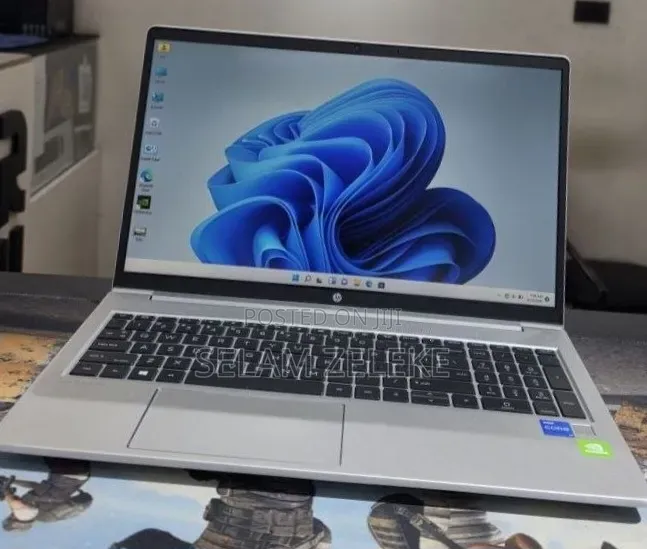 New Laptop HP ProBook 450 G8 16GB Intel Core i7 SSD 512GB