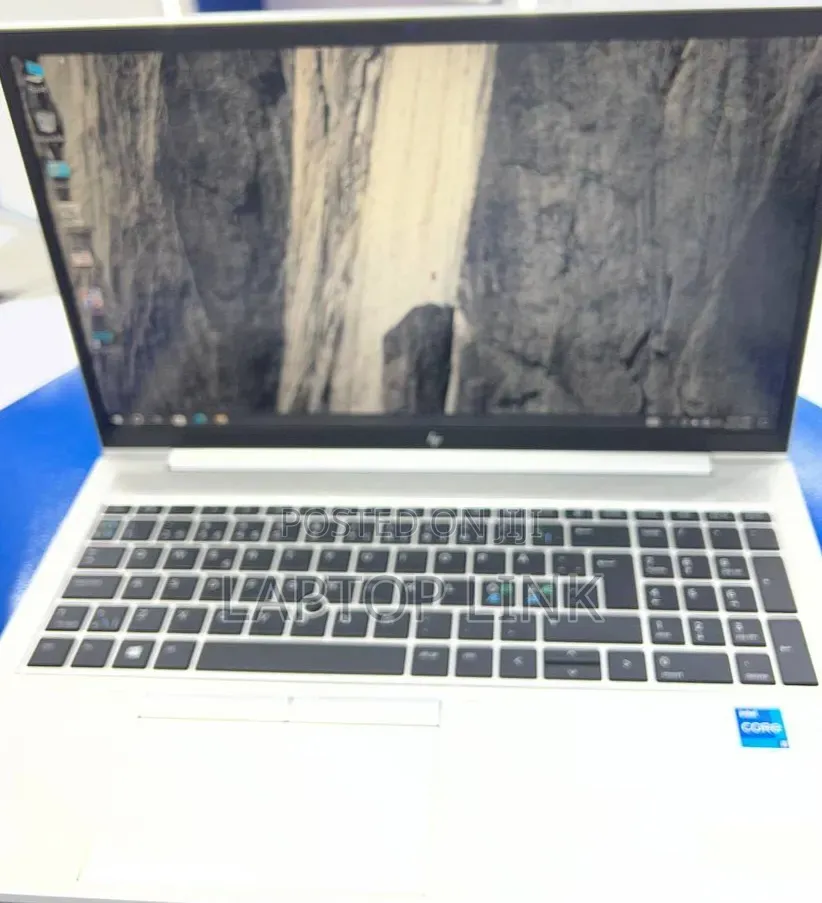 New Laptop HP EliteBook 850 G8 16GB Intel Core i5 SSD 512GB