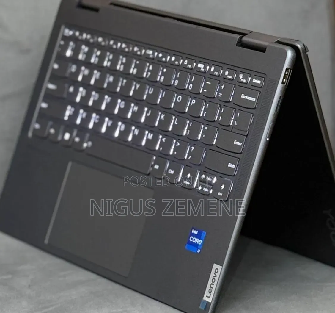 New Laptop Lenovo Yoga 7i 16GB Intel Core i7 SSD 512GB