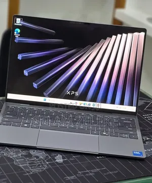 New Laptop Dell XPS 13 16GB Intel Core 5 SSD 512GB