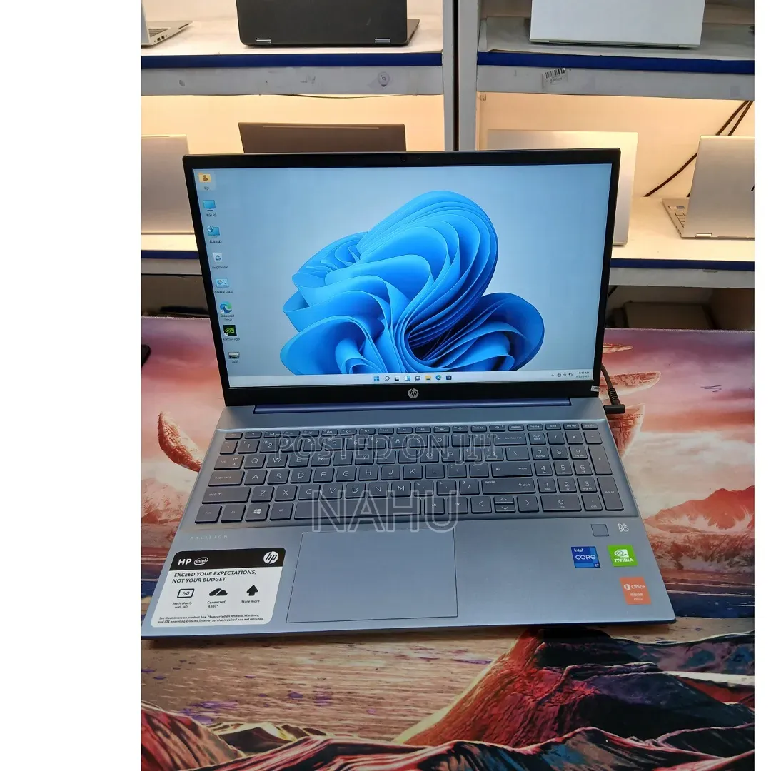 New Laptop HP Pavilion 15 16GB Intel Core i7 SSD 512GB