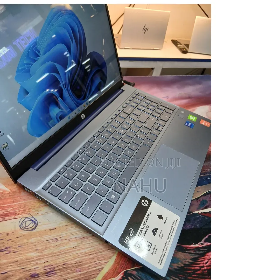 New Laptop HP Pavilion 15 16GB Intel Core i7 SSD 512GB