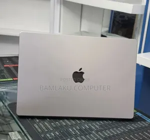 New Laptop Apple MacBook Pro 2021 M1 32GB Apple M1 Pro SSD 512GB