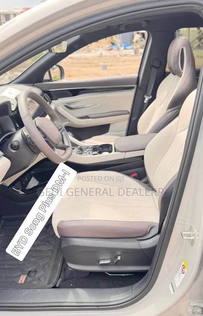 BYD Song Plus 2025 Gray