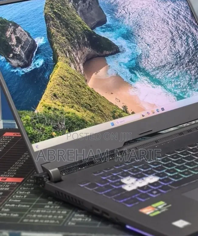 New Laptop Asus G71G 16GB AMD Ryzen 9 SSD 1T