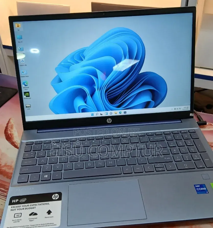 New Laptop HP Pavilion 15 16GB Intel Core i7 SSD 512GB
