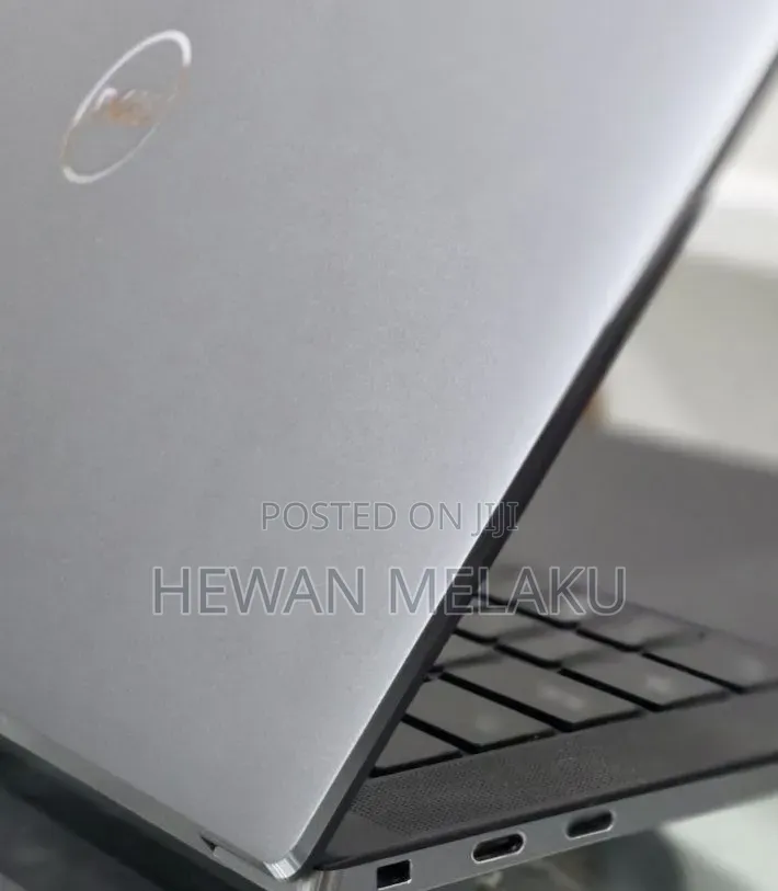 New Laptop Dell Precision 5550 16GB Intel Core i7 SSD 512GB