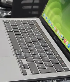 New Laptop Apple MacBook Pro 2020 8GB Apple M1 Pro SSD 256GB