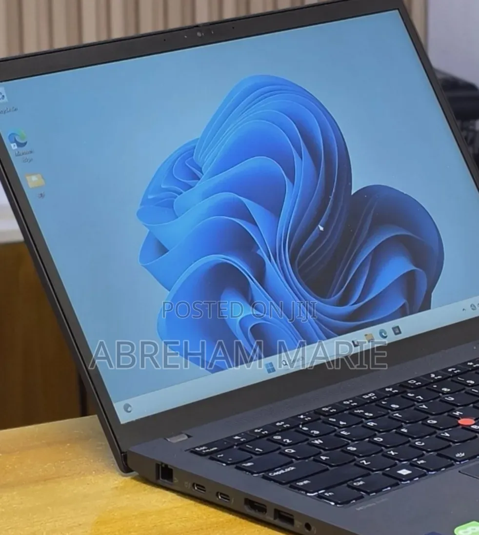 New Laptop Lenovo ThinkPad T14 G4 16GB Intel Core i7 SSD 512GB