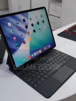 New Apple iPad Pro 256 GB Red