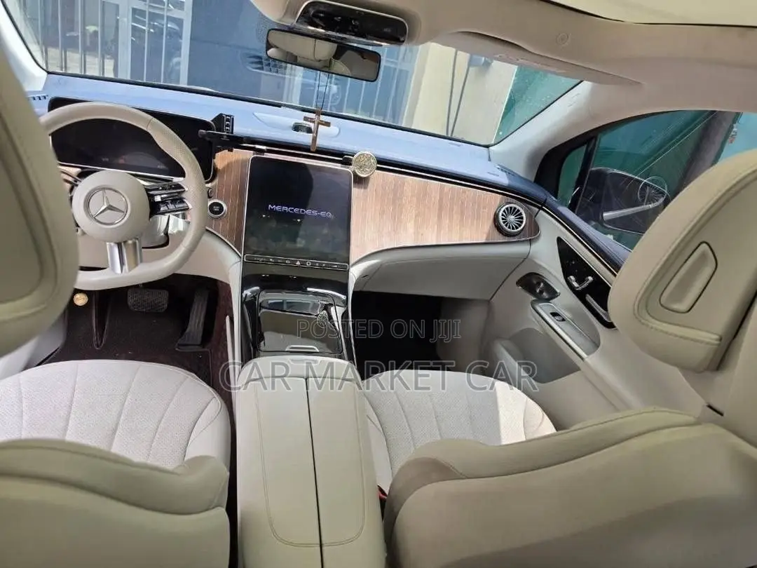 Mercedes-Benz EQE EQE 350+ 2024 Black
