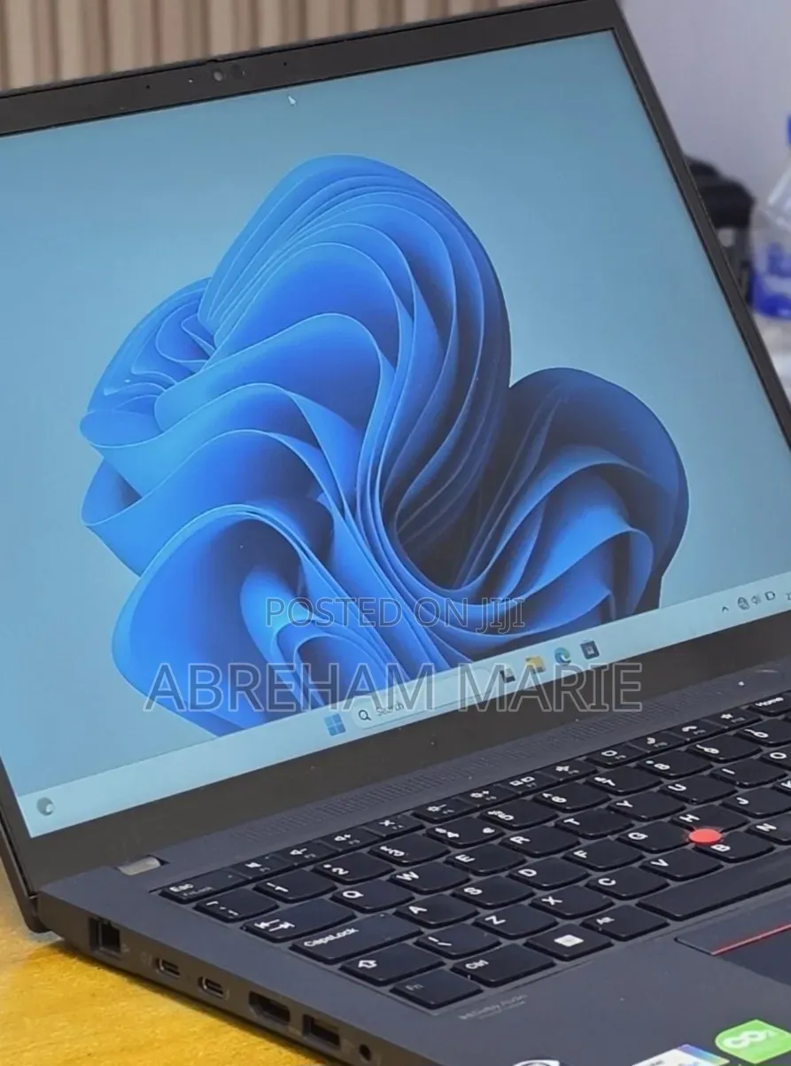 New Laptop Lenovo ThinkPad T14 G3 16GB Intel Core i7 SSD 512GB