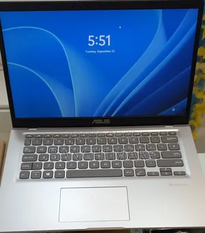 New Laptop Asus Vivobook 14 8GB Intel Core i5 SSD 256GB