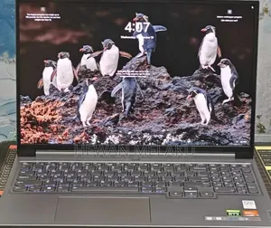 New Laptop Lenovo Legion 5 16GB AMD Ryzen 7 SSD 1T
