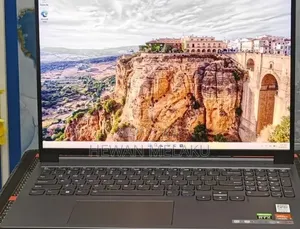 New Laptop Lenovo Legion 5 16GB AMD Ryzen 7 SSD 1T