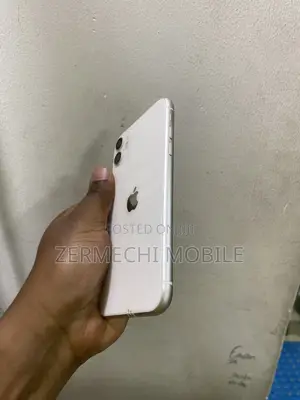 Apple iPhone 11 128 GB White