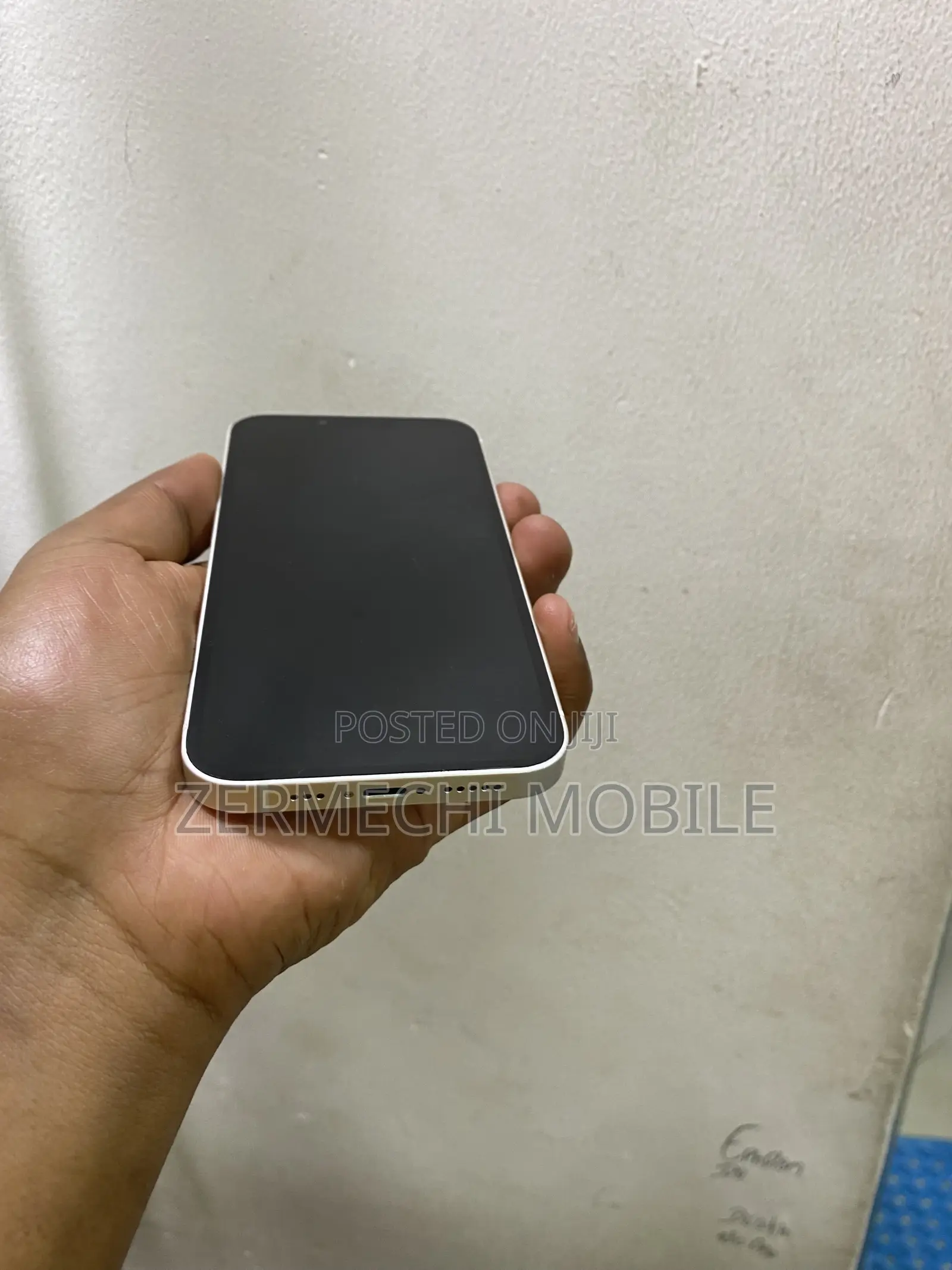 Apple iPhone 13 128 GB White