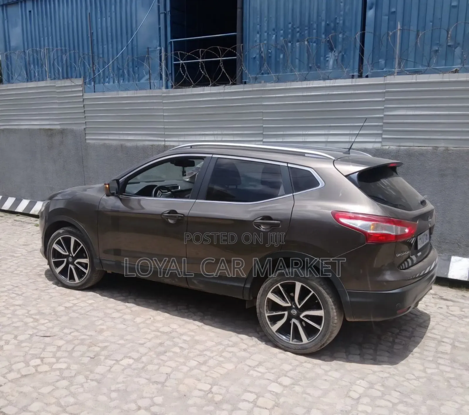 Nissan Qashqai 2017 Brown