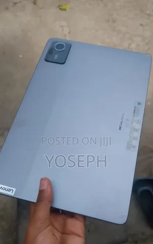 New Lenovo Tab 128 GB Silver