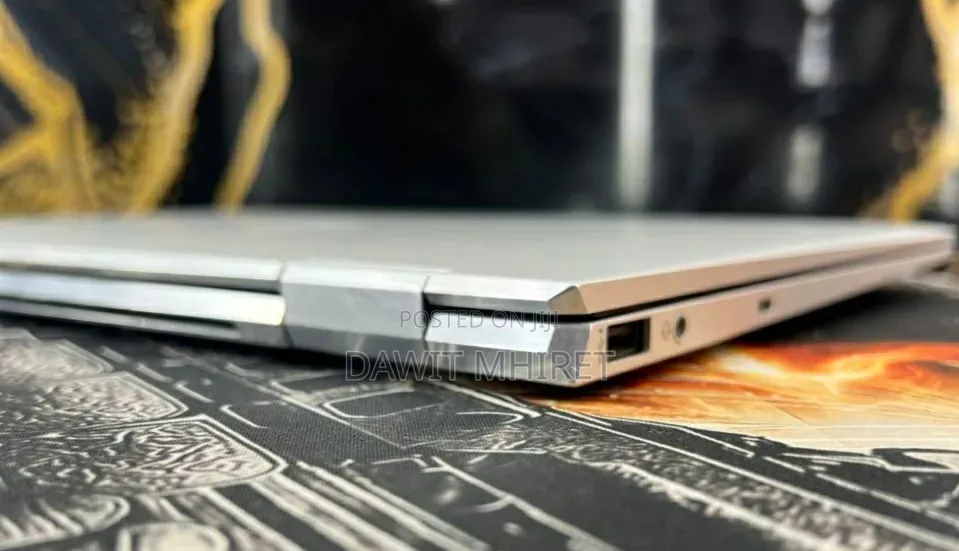 New Laptop HP EliteBook x360 1040 G7 16GB Intel Core i7 SSD 512GB
