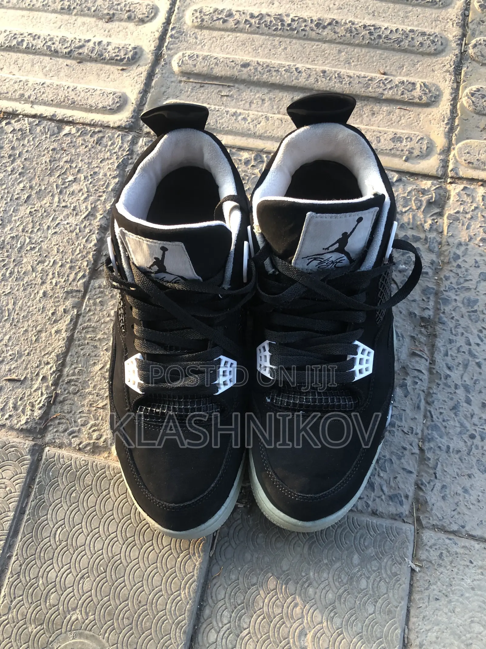 Jordan 4 Black 43 Size