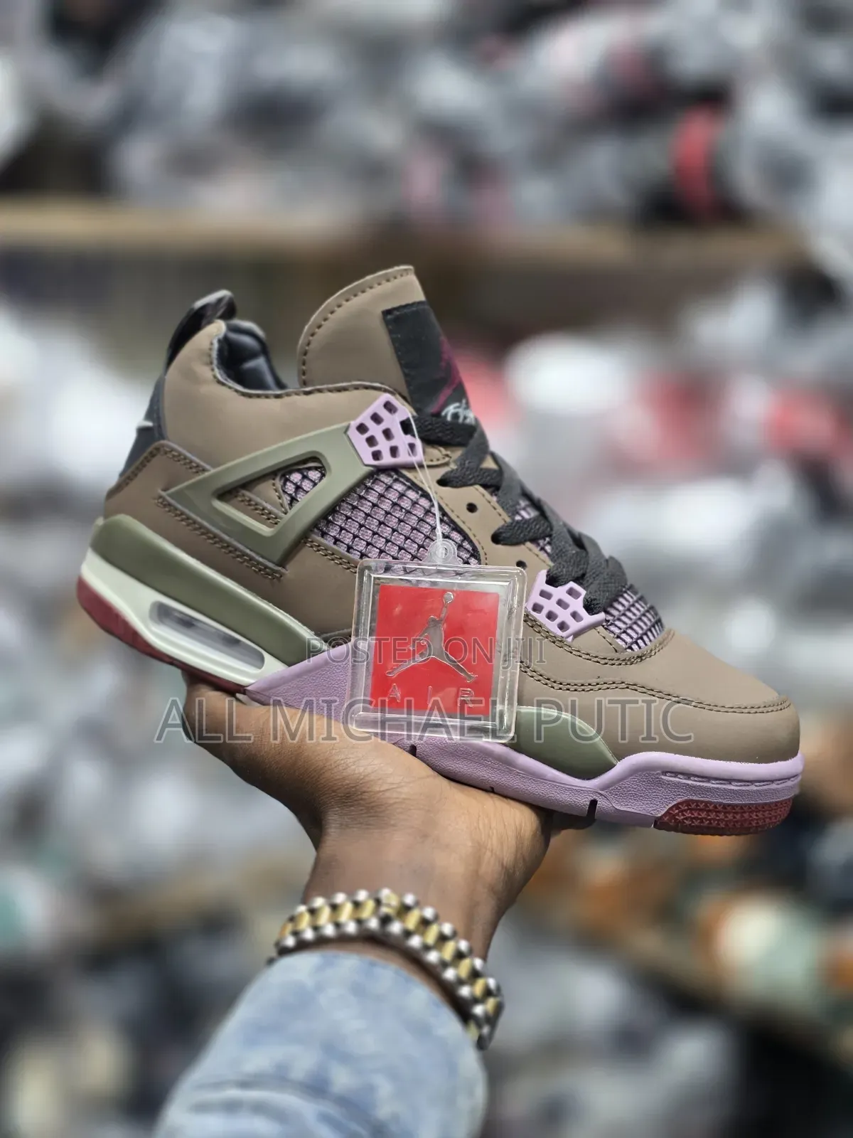 Air Jordan 4 Retro "Cave Stone and Black"