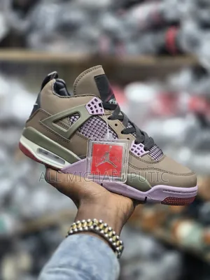 Air Jordan 4 Retro "Cave Stone and Black"