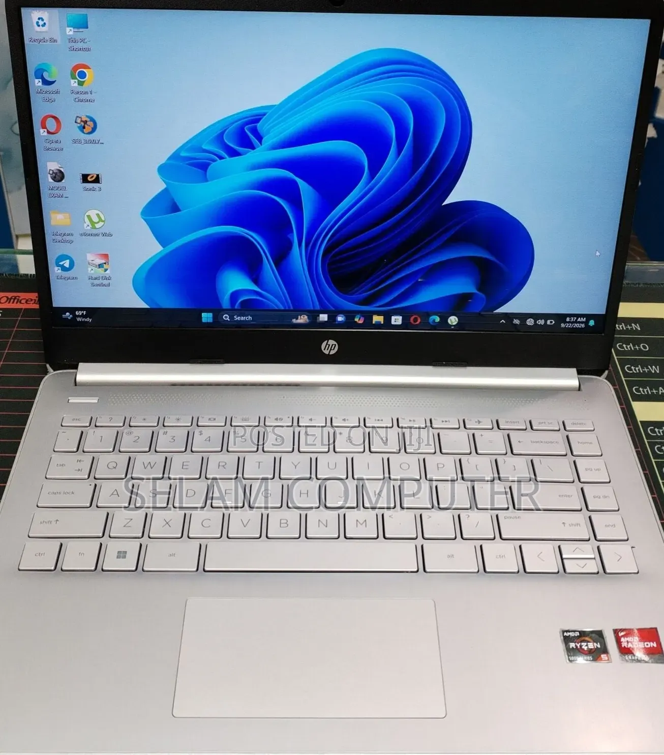New Laptop HP Stream Notebook 8GB AMD Ryzen 5 SSD 512GB