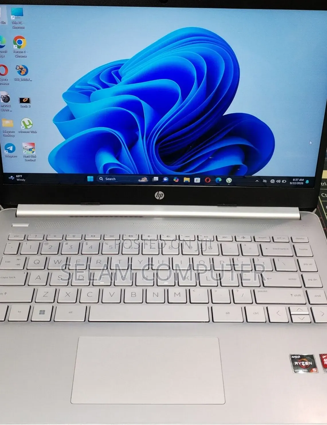 New Laptop HP Stream Notebook 8GB AMD Ryzen 5 SSD 512GB