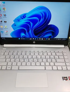 New Laptop HP Stream Notebook 8GB AMD Ryzen 5 SSD 512GB