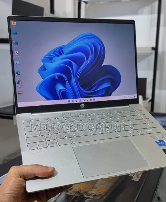 New Laptop HP Pavilion 14 16GB Intel Core i5 SSD 512GB