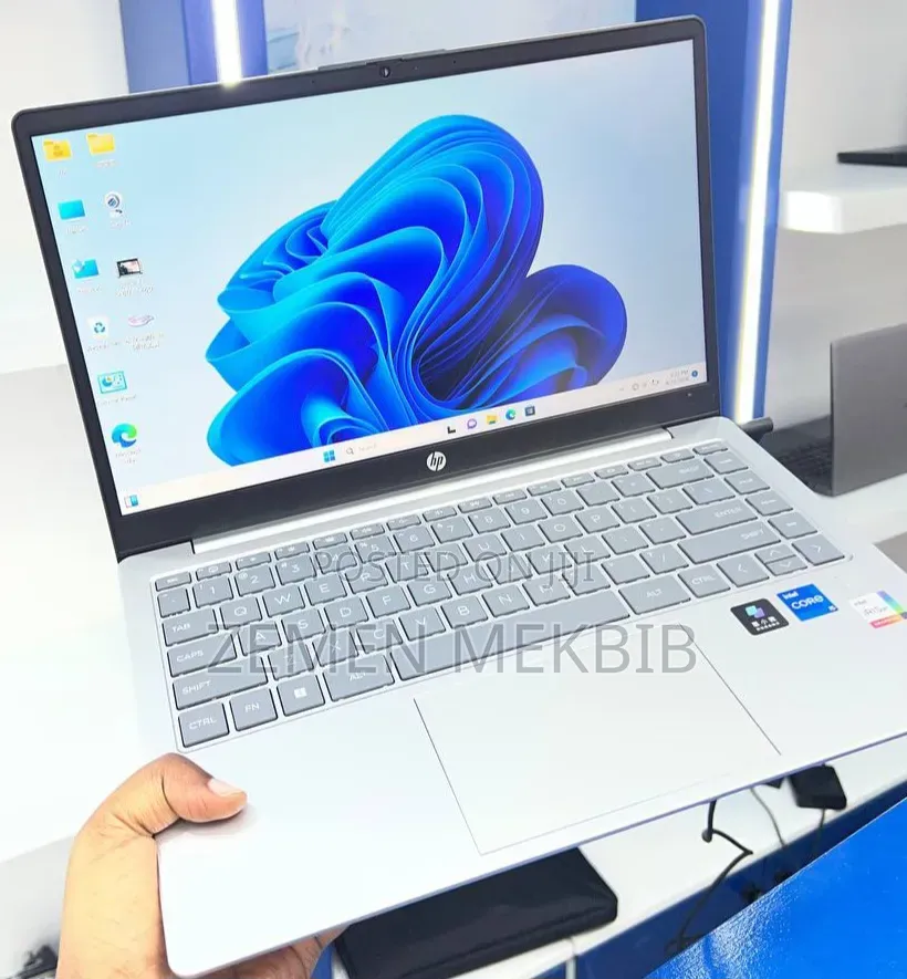 New Laptop HP Stream Notebook 16GB Intel Core i5 SSD 1T