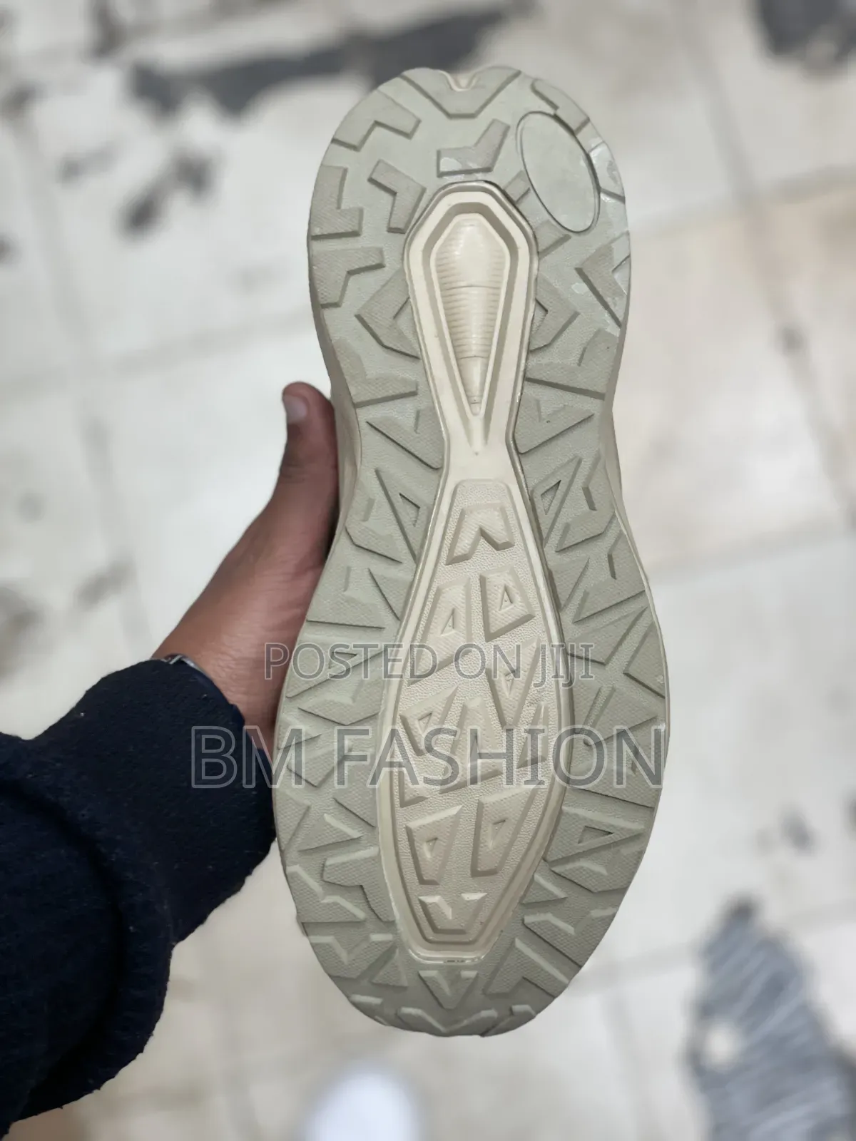 Outdoor Hybrid Sneaker "Sandal" That Resembles the Hoka Hopara