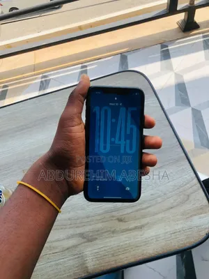 Apple iPhone 11 64 GB Black