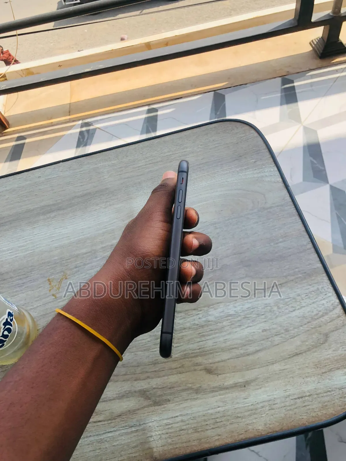 Apple iPhone 11 64 GB Black