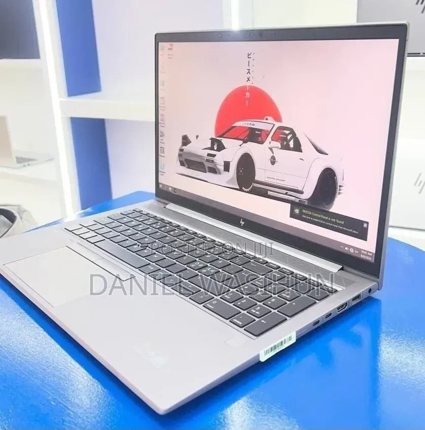 New Laptop HP ZBook Studio G8 16GB Intel Core i7 SSD 512GB