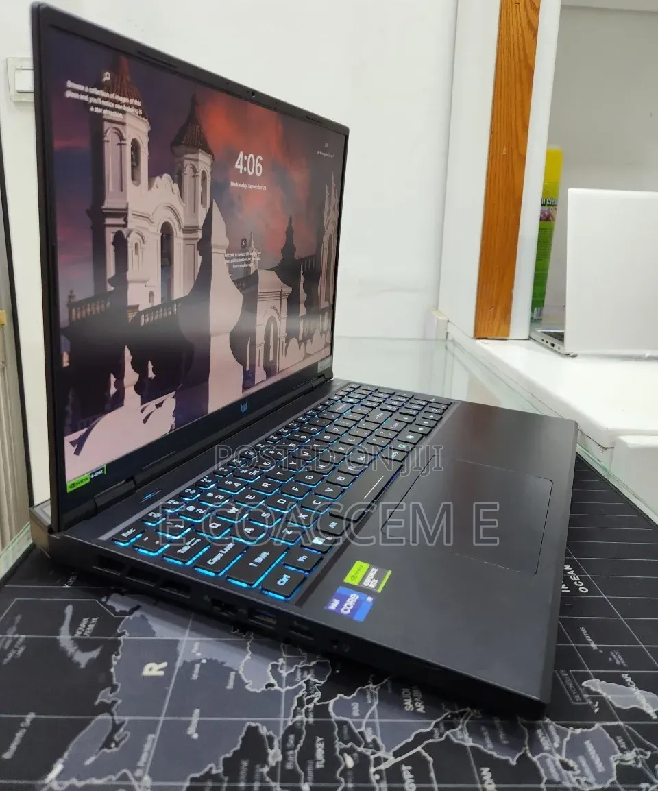 New Laptop Acer 16GB Intel Core i7 SSD 1T